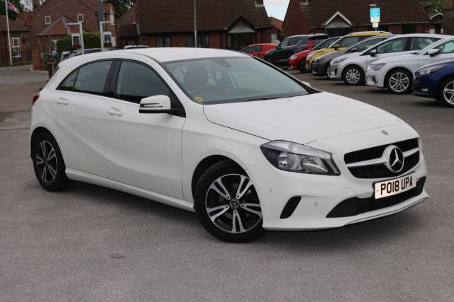 Mercedes-Benz A Class 1.5 A180d SE Executive 5dr Hatchback Diesel White