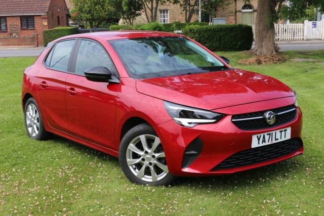 Vauxhall Corsa 1.2 SE 5dr Hatchback Petrol Red