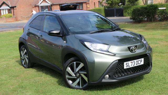 Toyota Aygo X 1.0 VVT-i Edge 5dr Auto Hatchback Petrol Green